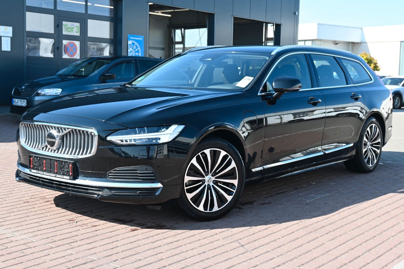 Volvo V90