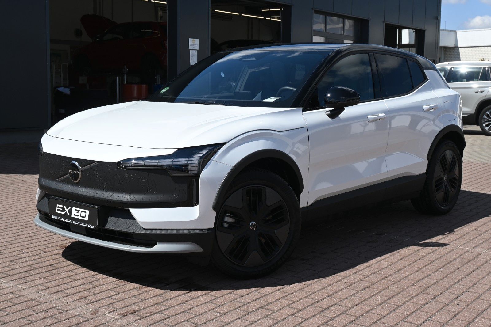 Volvo EX30